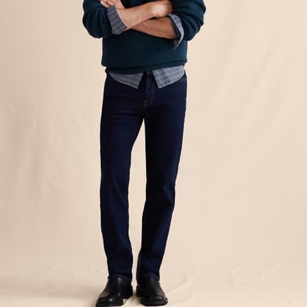Banana Republic Men’s Straight Jeans in Dark Blue
